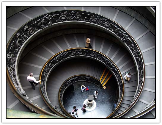 Stairs in the Vatican Museum (46kb)